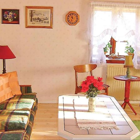 Nice Home In Malmkoeping With Kitchen Malmkoping エクステリア 写真